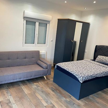 Studio 23 M2+Wifi +Parking Prive Aparthotel Oullins Exterior foto